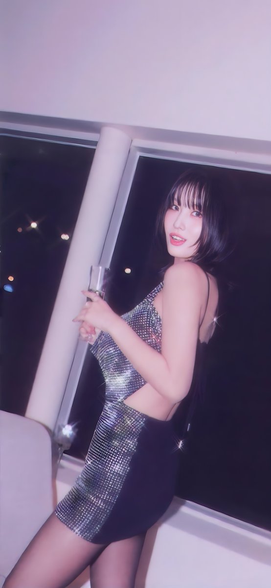 ForeverTwiceOT9's tweet photo. With You-th. Glowing version-- Momo. Part 2

FULL SCREEN WALLPAPERS.

Go to my Google drive and download 60000 HD Twice photos for free.
https://t.co/qJVZoqRylP

#TWICE #트와이스 #ONCE #원스 #OT9
#모모 #モモ #もも #平井桃 #MOMO https://t.co/Z5ahvQpXeK