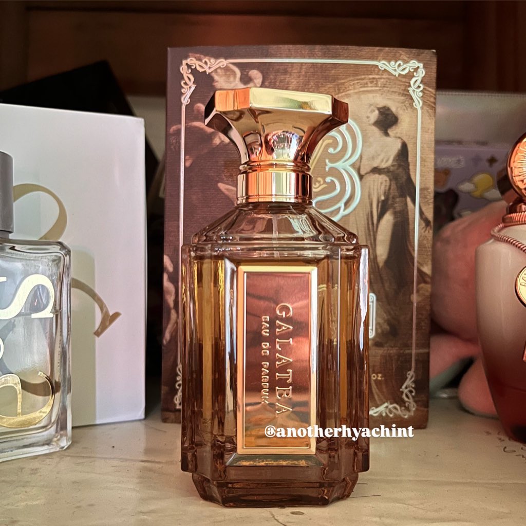 anotherhyachint's tweet photo. wts preloved parfum velixir galatea bisa co lewat 🍊, box masih ada, 💸300k uda sama admin, dom Jatim, nego tipis bolee✅ https://t.co/sK0zATYgdv
