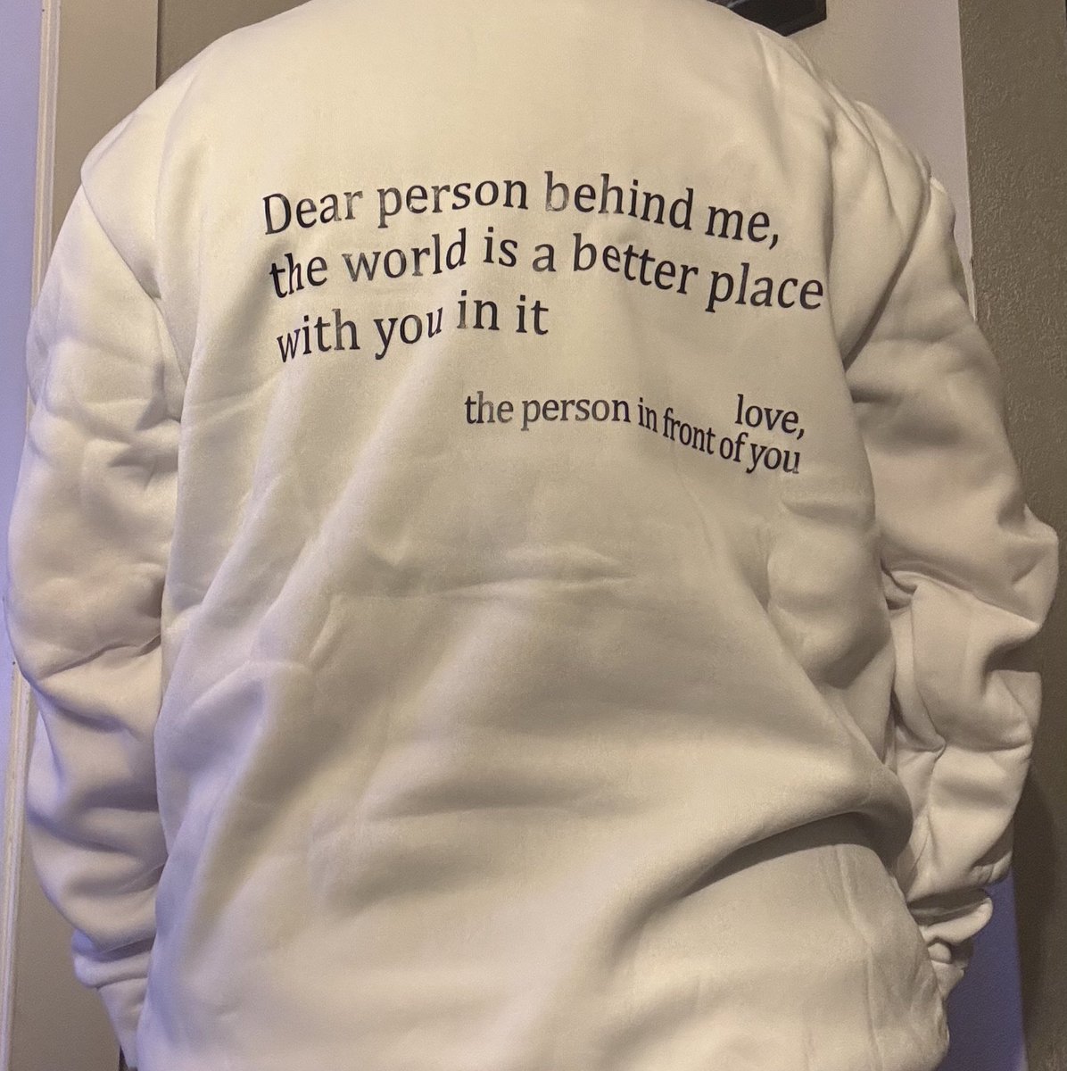 I got a new sweatshirt.. and it is everything!! ❤️