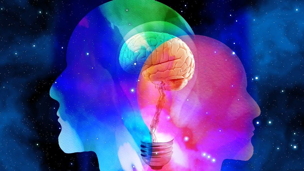 Your brain can trick you into remembering things that never happened.

Memory = Not a video recorder, it’s a story we keep editing. 🤯

<a href="/PsychToday/">Psychology Today</a> <a href="/neiltyson/">Neil deGrasse Tyson</a>

#PsychologyFacts #MindBlown #HumanBrain