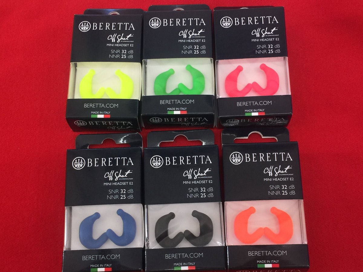 satsumakayaku's tweet image. ベレッタ新型 「ミニヘッドセットE2」ご案内です。
柔らかいシリコンでフィットする、人間工学に基づいた形状で抜群の安定感。
各色7,700円（国内レターパック送料消費税込み）
まだまだ続く暑い季節には持ってこいです👍
satsumakayaku.com/index.html
#beretta
#headset