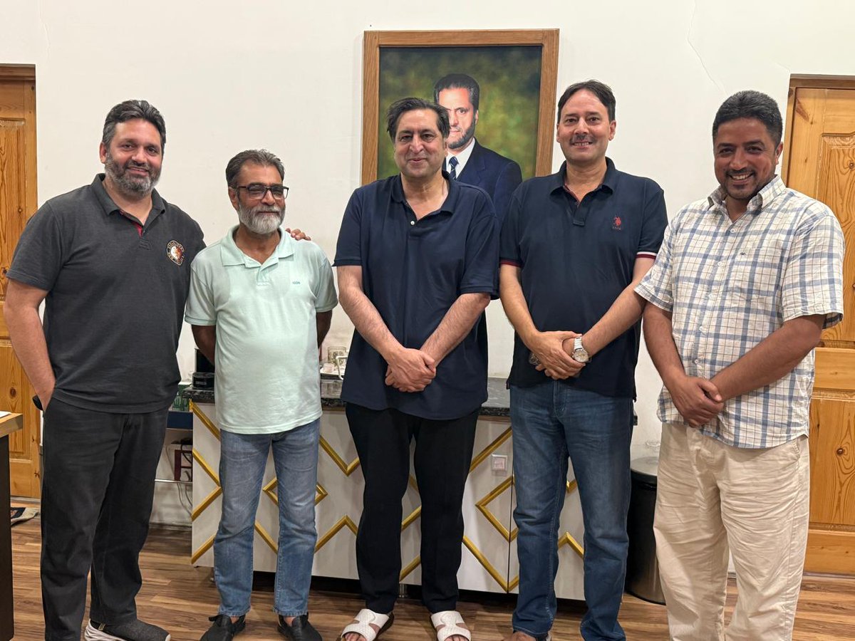 J&K People’s Conference (@jkpcofficial) on Twitter photo Renowned social activist Imtiyaz Rashid Chishti <a href="/bonipan/">Baijan Imtiyaz Chasti</a> joined JKPC today at Party HQ. He was warmly welcomed by Party President <a href="/sajadlone/">Sajad Lone</a> , State Sec. <a href="/imrankehwah/">Sheikh Imran</a> , Distt. President Srinagar <a href="/MatooIrfan/">Irfan Mattoo</a> & Sr. VP Srinagar M. Yaseen Churisaaz. Renowned social activist Imtiyaz Rashid Chishti <a href="/bonipan/">Baijan Imtiyaz Chasti</a> joined JKPC today at Party HQ. He was warmly welcomed by Party President <a href="/sajadlone/">Sajad Lone</a> , State Sec. <a href="/imrankehwah/">Sheikh Imran</a> , Distt. President Srinagar <a href="/MatooIrfan/">Irfan Mattoo</a> & Sr. VP Srinagar M. Yaseen Churisaaz.