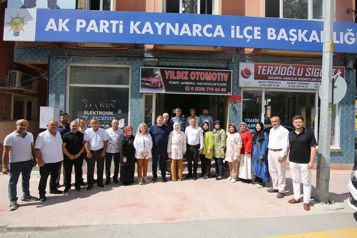 📍Kaynarca’dayız.

İl Başkan Yardımcımız, İl Yönetim Kurulu Üyemiz, İlçe Başkanımız ve dava arkadaşlarımız ile AK Parti Kaynarca İlçe Başkanlığı’mızda bir araya geldik.

Cumhurbaşkanımız Sayın Recep Tayyip Erdoğan liderliğindeki AK kadrolarımız ile birlikte aziz milletimize