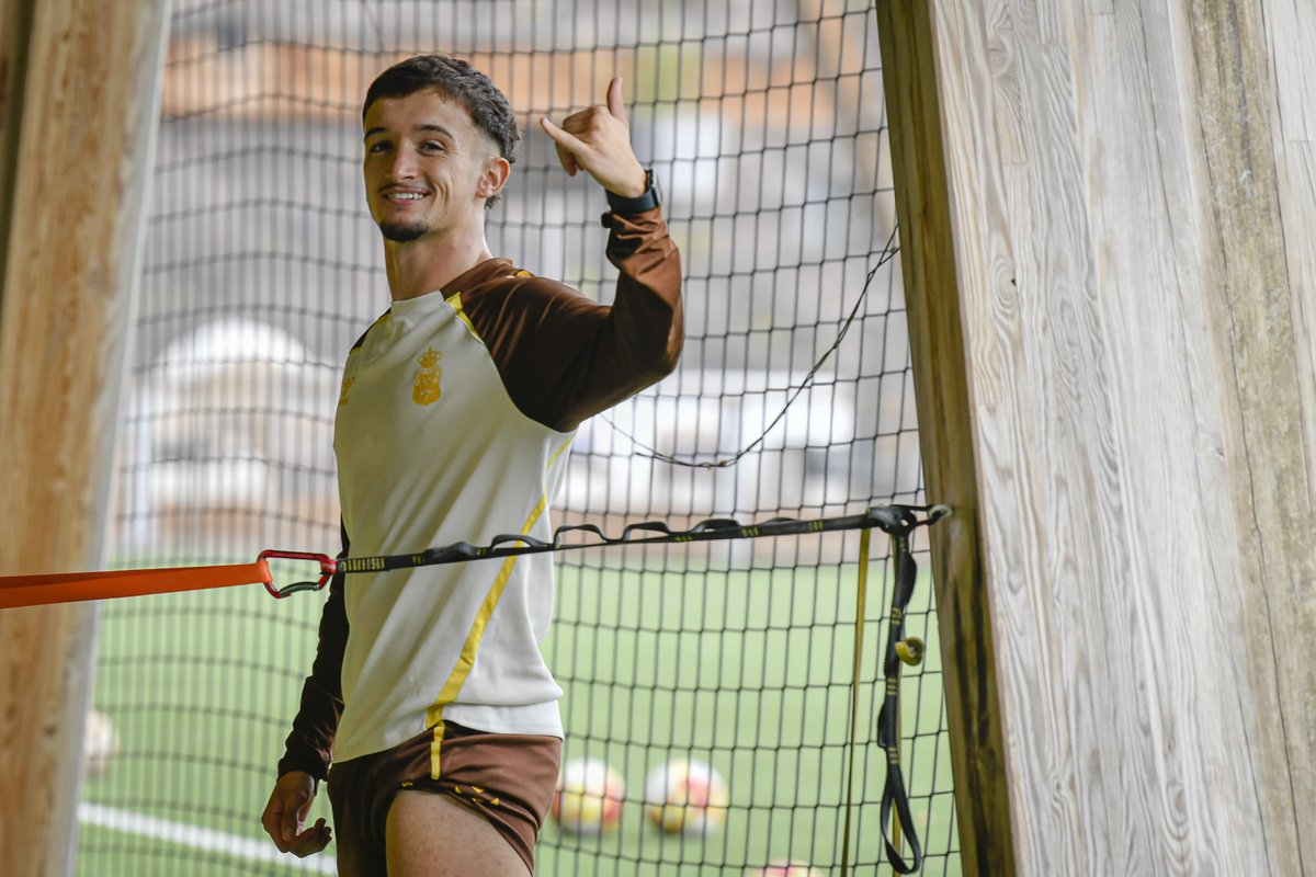 🤙🏽

#LaUniónHaceLasPalmas #SeremosMásUnión