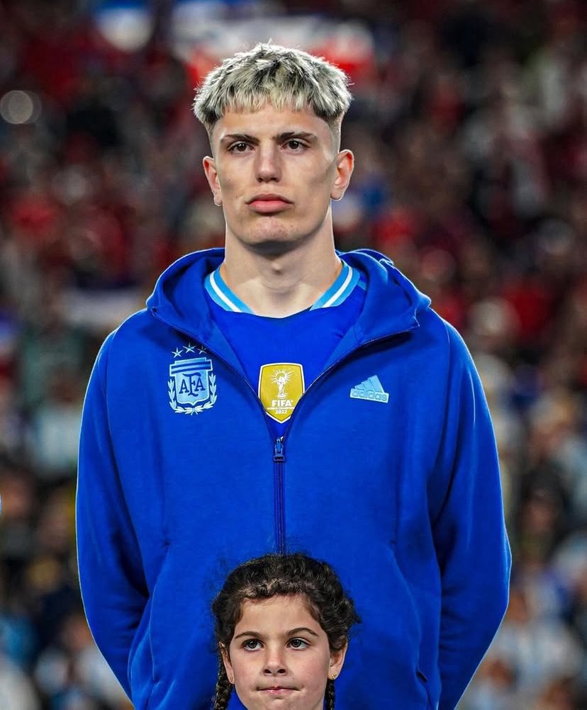 Pinex (@henrychinagoro4) on Twitter photo 🚨🎖️| <a href="/FabrizioRomano/">Fabrizio Romano</a>: “Chelsea sees value in Garnacho. Let’s see what the fee will be, maybe you can sign the player for £30, £35 or £40M. But they see a value here, they believe it’s a player with a completely different price from what is the request now from United”. #MUFC 🚨🎖️| <a href="/FabrizioRomano/">Fabrizio Romano</a>: “Chelsea sees value in Garnacho. Let’s see what the fee will be, maybe you can sign the player for £30, £35 or £40M. But they see a value here, they believe it’s a player with a completely different price from what is the request now from United”. #MUFC