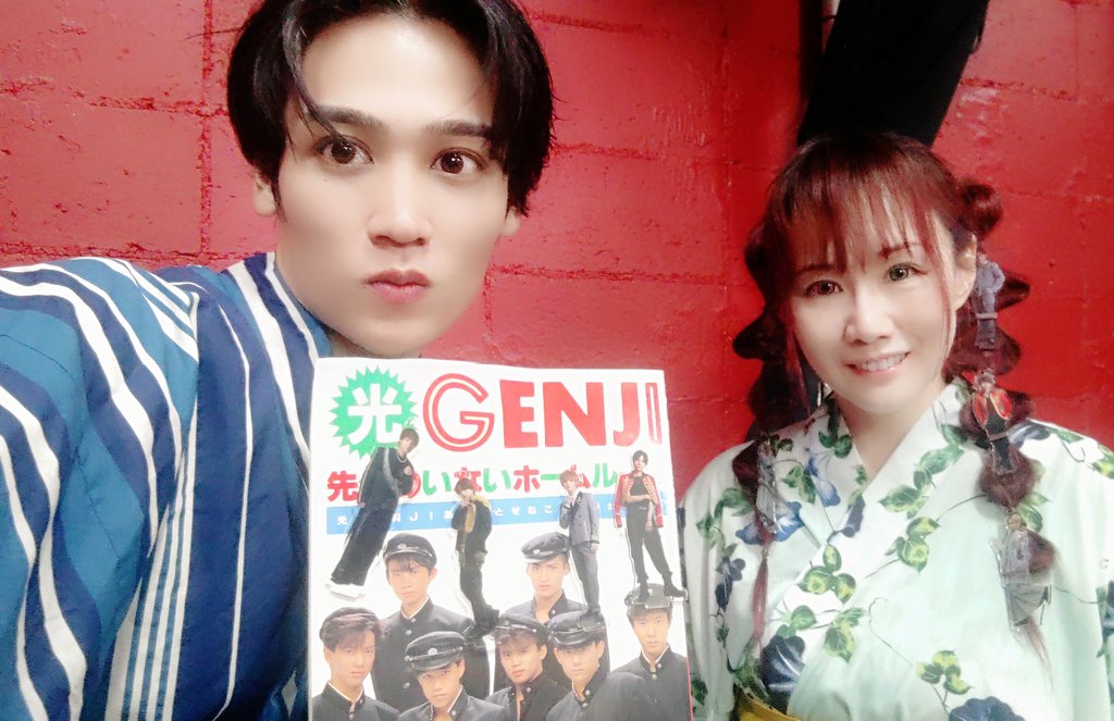 miho0422nin's tweet photo. @miho0422peko @MikioOsawa @akira_akasaka @futatsu_no_kaze @Koki_GiFTed @Eishi_GiFTed @seiji_GiFTed @michiya_GiFTed 光GENJIの皆様🛼
@MikioOsawa
@hiroyukisatoh_ 
@Jun1Yamamoto 
@akira_akasaka 
@UandS_official 
@_t_s_u_h_i_r_o_

#光GENJI
#光GENJI祝38周年
#光GENJIデビュー記念日
#光GENJIライブCollection

📕持って頂いている
GiFTed(超人気メンズ地下アイドル)の皆様はタグ付け🤟
https://t.co/S1OEoP6o4U https://t.co/JILbM9Ybhp