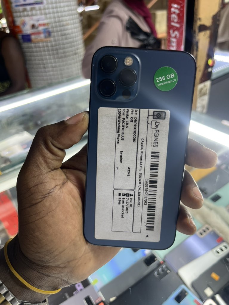 FezeIsmail1's tweet image. Hello 👋 
We are open come through 
📍 William street kalungi plaza- basement. 
WhatsApp; 0704452242 for orders and deliveries.
#MEDPhones
#Authentic 
#Affordable