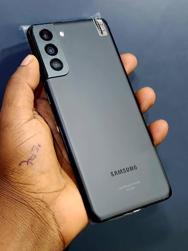 FezeIsmail1's tweet image. Hello 👋 
We are open come through 
📍 William street kalungi plaza- basement. 
WhatsApp; 0704452242 for orders and deliveries.
#MEDPhones
#Authentic 
#Affordable