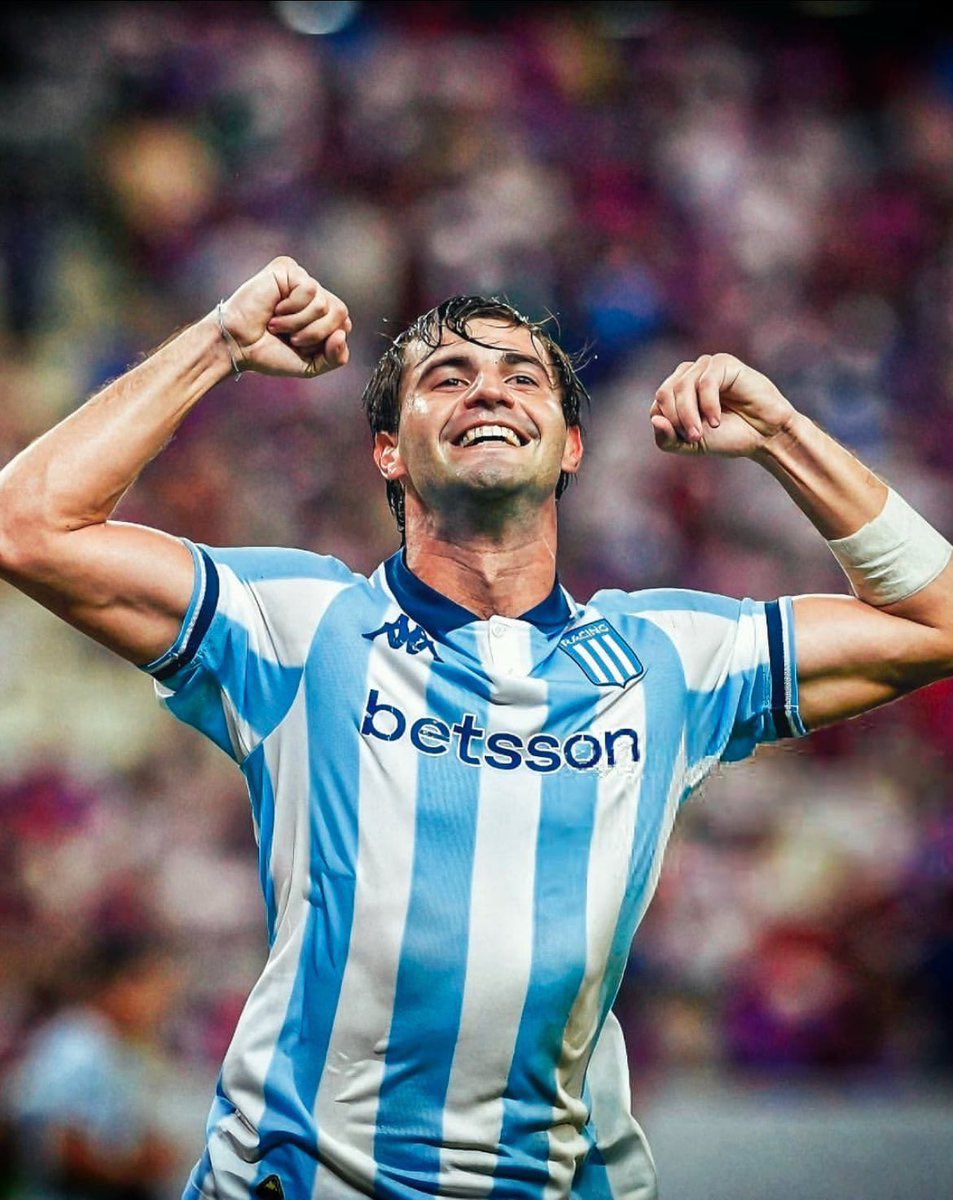Renovación inmediata. Cláusula de 100 palos así lo lloran y que se quede vivir. Qué animal, por favor. Juega siempre bien.