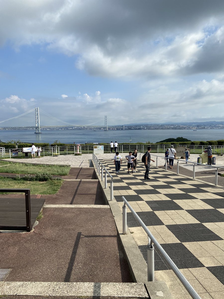 Gusun1963's tweet photo. 久しぶりの連休初日、先ずは淡イチ似行こうと、でかけたのだが？淡路島上陸後のスタバで食べすぎ、その後、食べ走りツーリングになってしまった。🤣 https://t.co/kXMsccsdAT