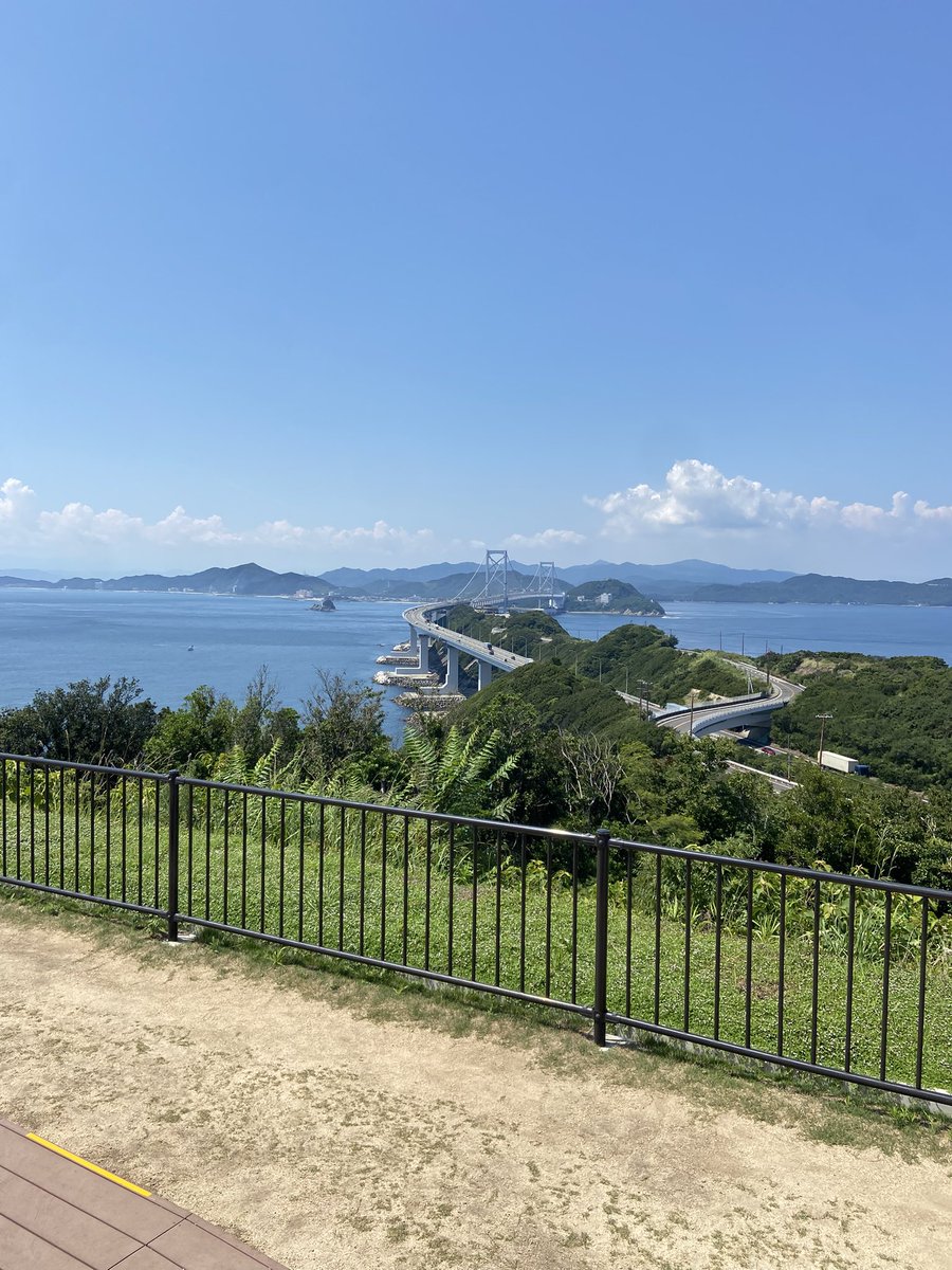Gusun1963's tweet photo. 久しぶりの連休初日、先ずは淡イチ似行こうと、でかけたのだが？淡路島上陸後のスタバで食べすぎ、その後、食べ走りツーリングになってしまった。🤣 https://t.co/kXMsccsdAT