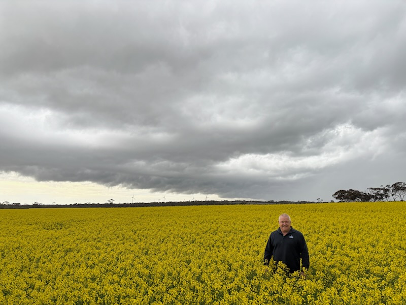 Area Managers David Armstrong (Northam) and Kobus Marais (Merredin) got out to see growers before the rain, discussing our 2026 Fertilizer Supply Offer and Bonus Fertilizer Storage Tank Offer.

If you'd like to catch up with David and Kobus, they'll both be at <a href="/DowerinFieldDay/">Dowerin Machinery Field Days</a>