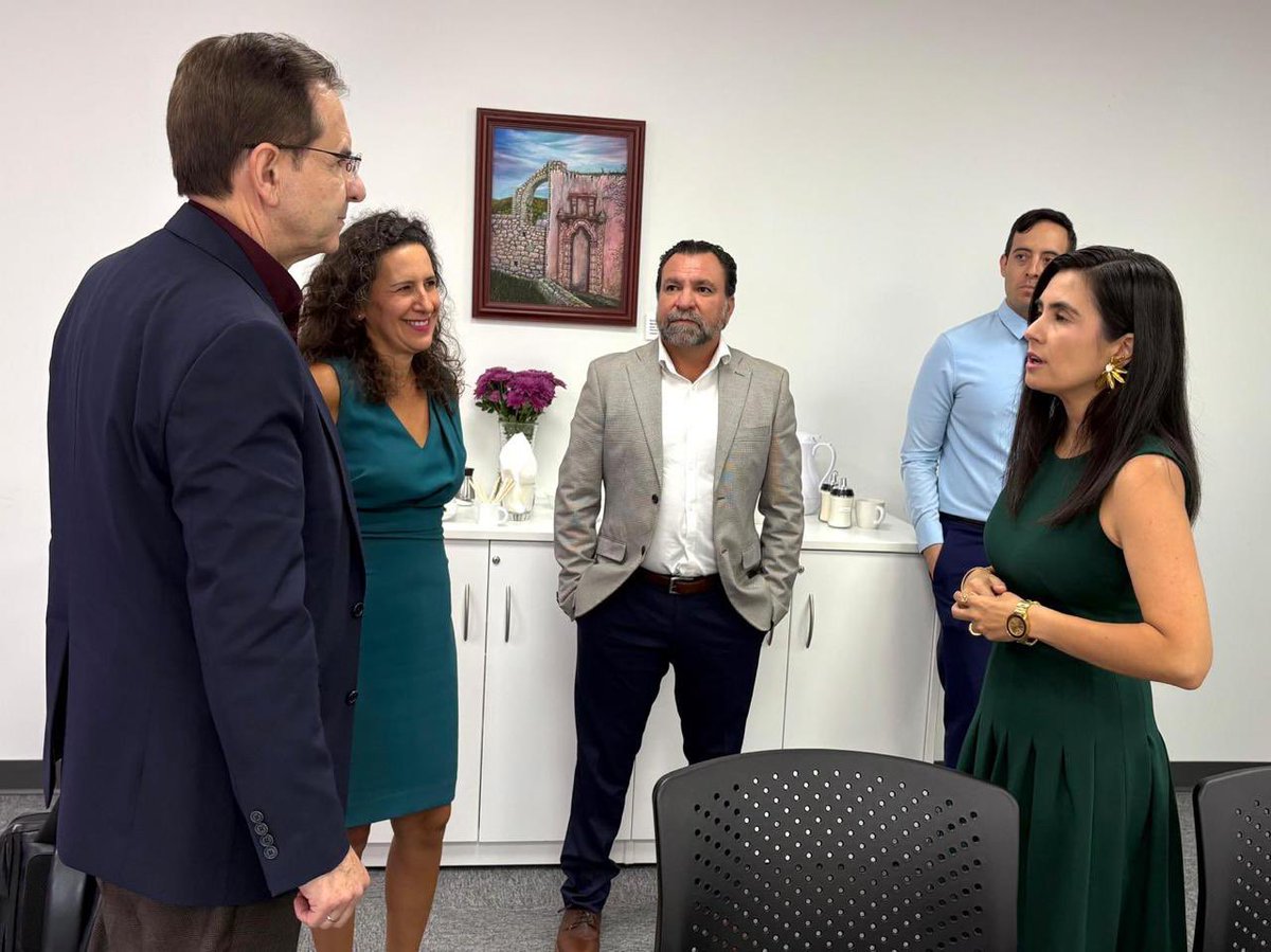 🇲🇽#México es ya el segundo mercado de exportación de #NuevaJersey, con $3.3 mil millones en 2023.

Iniciativas como el distintivo* “Hecho por mexicanos”*, dan mayor visibilidad a productos y servicios elaborados por connacionales en el exterior.

Me reuní con Francisco Javier del