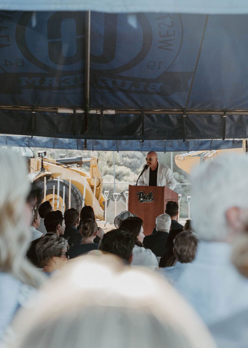 𝘌𝘹𝘤𝘦𝘭𝘭𝘦𝘯𝘤𝘦 𝘭𝘪𝘧𝘵𝘴 𝘢𝘭𝘭.

Today we broke ground on the fieldhouse &amp; turf project, a vision 25+ years in the making. 

It will stand as a testament to our students’ leadership and the dedication of countless supporters. 

A historic day for Nevada’s College Town!