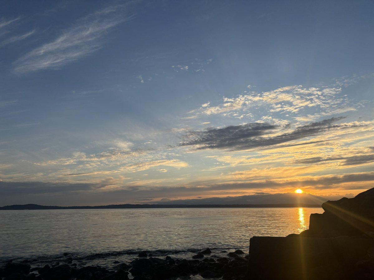 マグノリアの素敵な夕日
シアトルダウンタウンから車で20分くらい