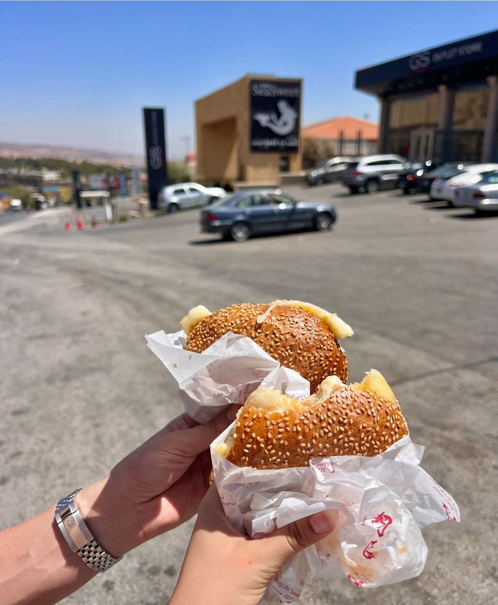 كنافة لبنانية … حب من أول لقمة ❤️🍯
#صباح_الخير