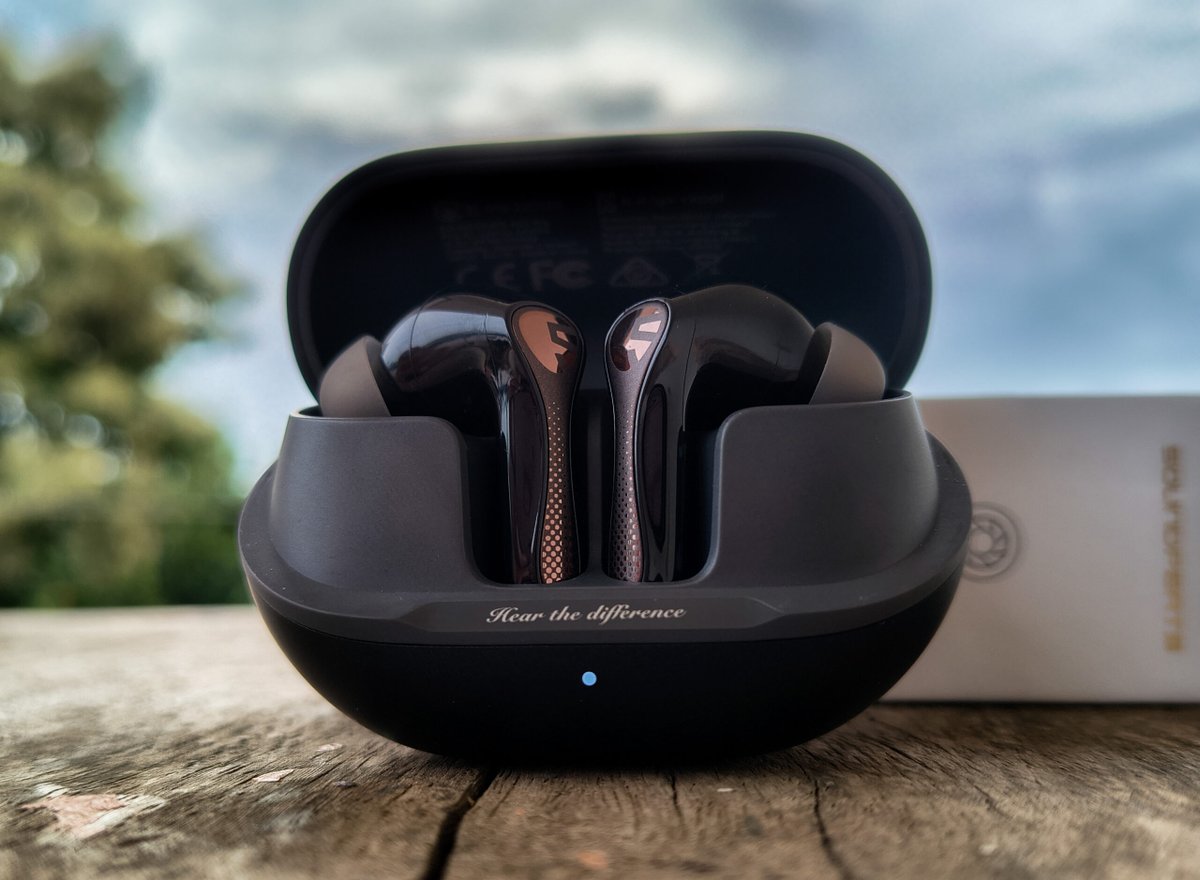New Bluetooth, IEMs, Reviews, Wireless: SoundPeats Air 5 pro : New and Improved!! by Suman Sourav Meher
theheadphonelist.com/soundpeats-air…