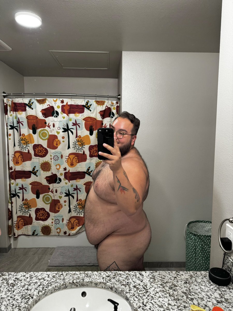 chub4chasers97's tweet photo. with or without the pj’s?

#gaychub #chub4chub #chub4chaser #chaser4chub #gaybear https://t.co/8iCgxvFQOr