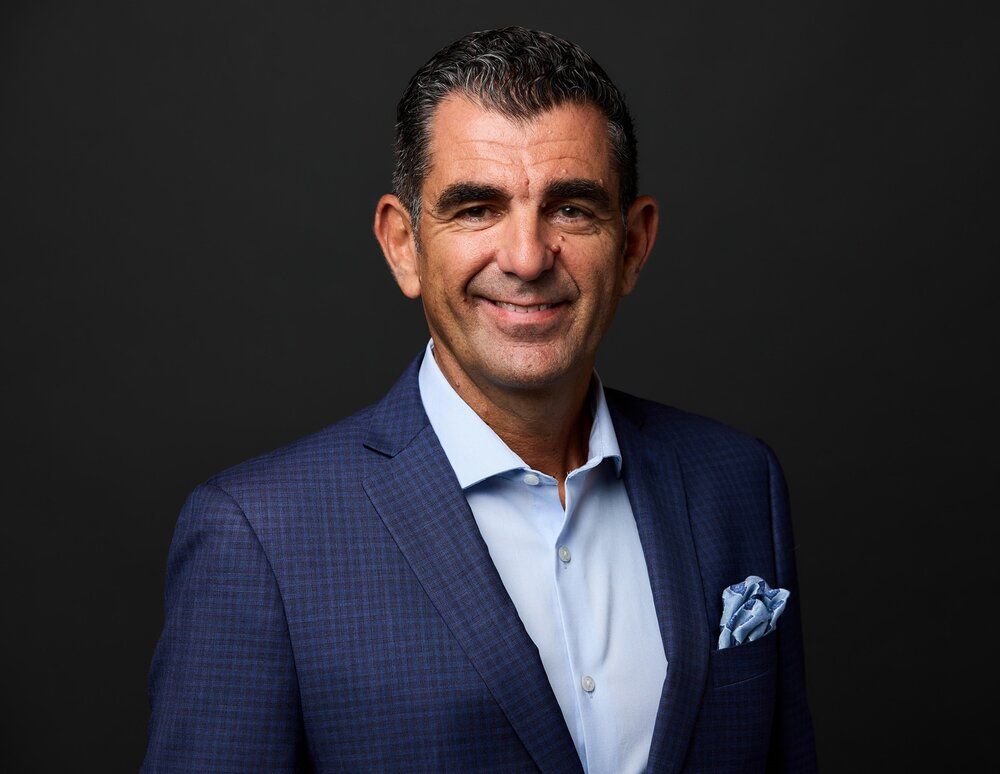 TravelDailyHQ's tweet image. Bringing a global perspective to the role, industry veteran Stuart De San Nicolas takes the helm of Anantara Koh Yao Yai Resort &amp;amp; Villas. #appointmentannouncement #thaihospitality #anantara
traveldailymedia.com/stuart-de-san-…