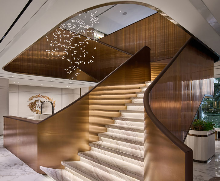 #JLLDesign redefines #WorkplaceDesign at #OneZaabeel bringing #HospitalityDesign principles into a co-working environment that balances aspiration with adaptability. #DubaiArchitecture  indiaartndesign.com/how-hospitalit…