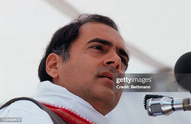 M.K (@mail4singhmanoj) on Twitter photo <a href="/NayakRagini/">Dr. Ragini Nayak</a> <a href="/priyankagandhi/">Priyanka Gandhi Vadra</a> वाकई
अब राजीव जैसे व्यक्ति कहां...
इस जातिवादी राजनितिक अंधियारे में
वो आरक्षण विरोधी अभिव्यक्ति कहाँ?
आरक्षण निक्म्मो का फौज तैयार करती है
यह कहने की सत्ताधीशों मे ताकत कहाँ?
नमन है सर्वसमाजी कांग्रेस के आखिरी चिराग को... <a href="/NayakRagini/">Dr. Ragini Nayak</a> <a href="/priyankagandhi/">Priyanka Gandhi Vadra</a> वाकई
अब राजीव जैसे व्यक्ति कहां...
इस जातिवादी राजनितिक अंधियारे में
वो आरक्षण विरोधी अभिव्यक्ति कहाँ?
आरक्षण निक्म्मो का फौज तैयार करती है
यह कहने की सत्ताधीशों मे ताकत कहाँ?
नमन है सर्वसमाजी कांग्रेस के आखिरी चिराग को...