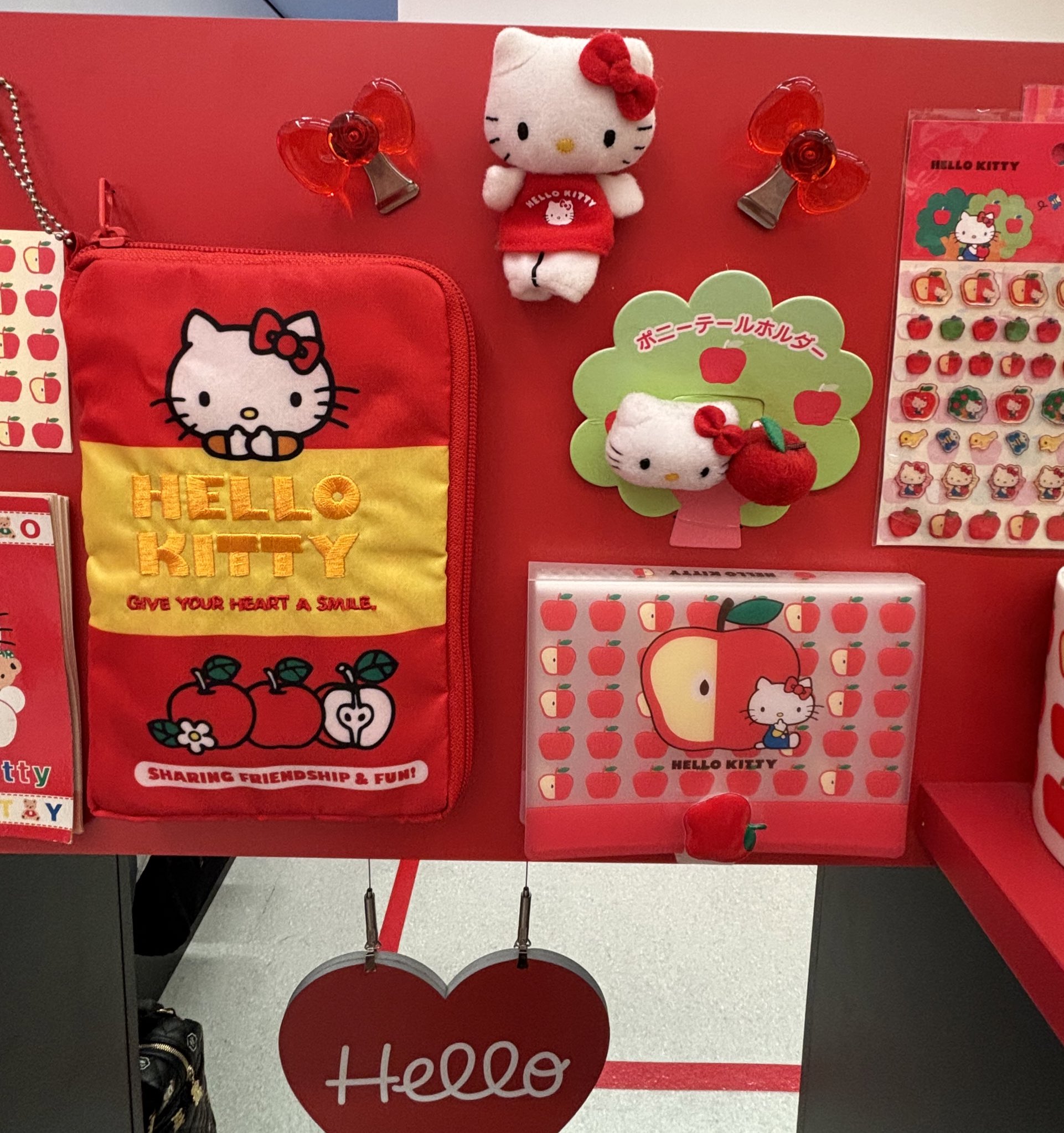 キティちゃん - Search / X