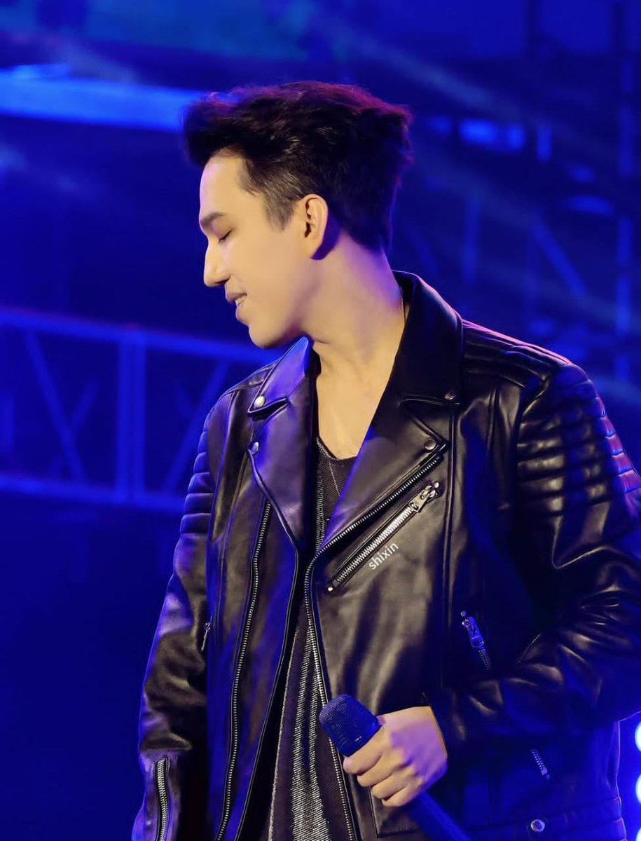 Nic_Dear4Ever 🇲🇽🥺 (@cuevasnicte11) on Twitter photo <a href="/DimashMX/">Dimash Kudaibergen Dears México 🇲🇽</a> Cada amanecer nos recuerda que falta menos para verte brillar en el escenario de México.
MY FAVORITE DIMASH SONG
#DimashQudaibergen <a href="/DimashMX/">Dimash Kudaibergen Dears México 🇲🇽</a> Cada amanecer nos recuerda que falta menos para verte brillar en el escenario de México.
MY FAVORITE DIMASH SONG
#DimashQudaibergen