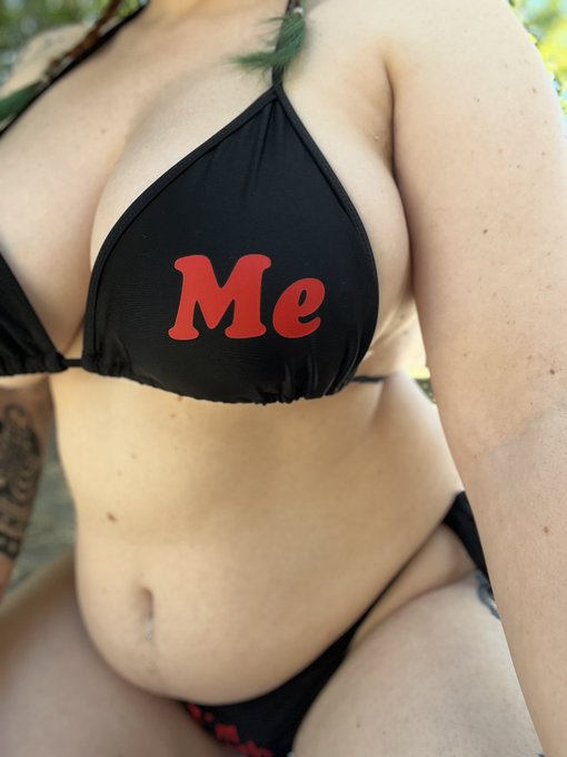 Watch Mari Sappho's leaked NSFW photo on TwXstars