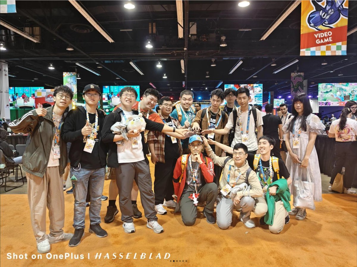 I finished 30th in my first Pokemon Worlds. I didn’t quite meet my expected goal, but it’s still probably a decent result—though I do feel a bit disappointed that my matches weren’t selected for stream.
In Anaheim, I had an amazing weekend with old and new friends.（1/3)