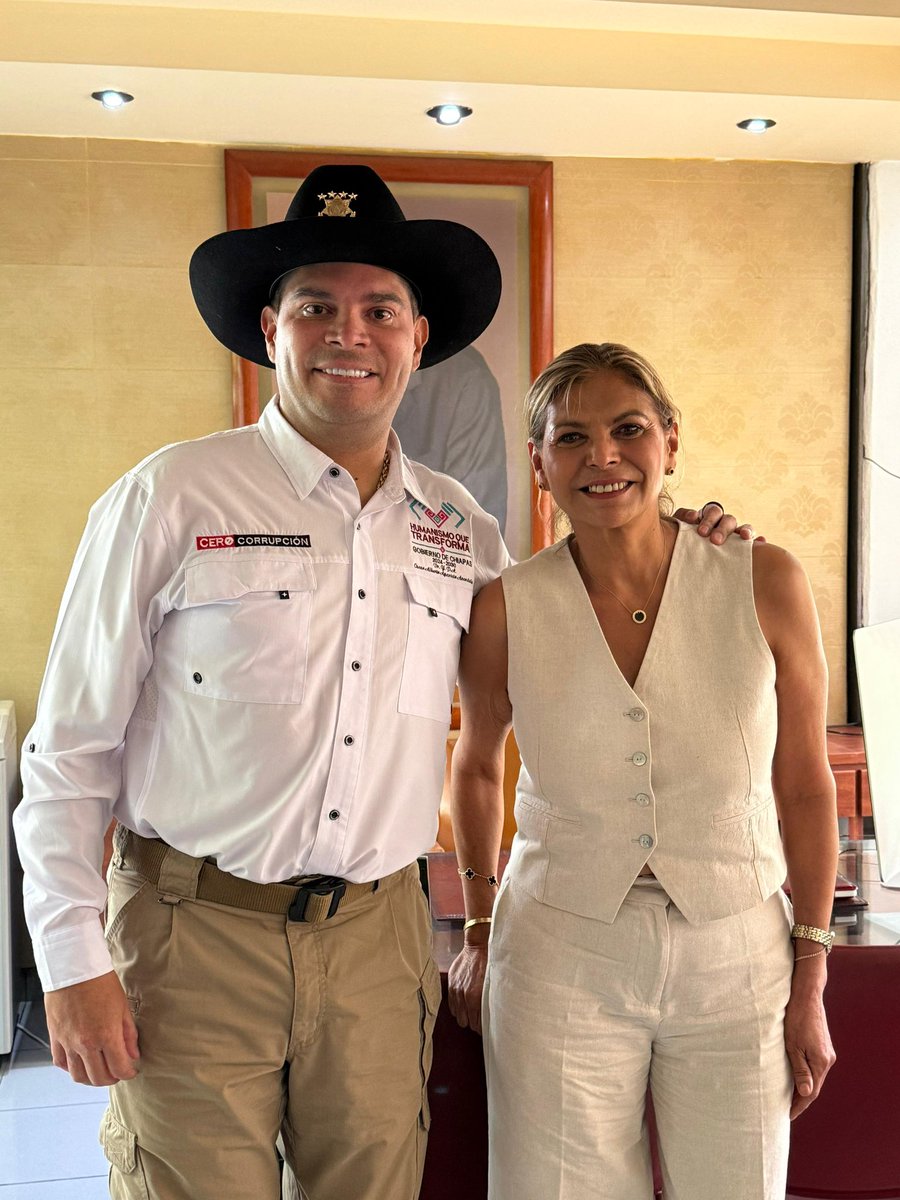 Agradezco al Periódico Cuarto Poder, que dirige la licenciada Ana María De La Cruz, la invitación de poder dialogar en vivo a través de sus canales oficiales, con Adolfo Abosaid. En esta charla pude compartir los resultados contundentes en materia de seguridad en esta Nueva ERA.