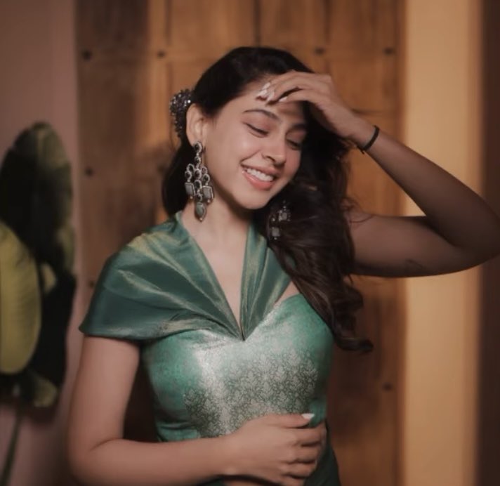 itnisibaat_'s tweet image. the serve💚🦚&amp;gt;&amp;gt;&amp;gt;&amp;gt;&amp;gt;&amp;gt;&amp;gt;

| #nititaylor