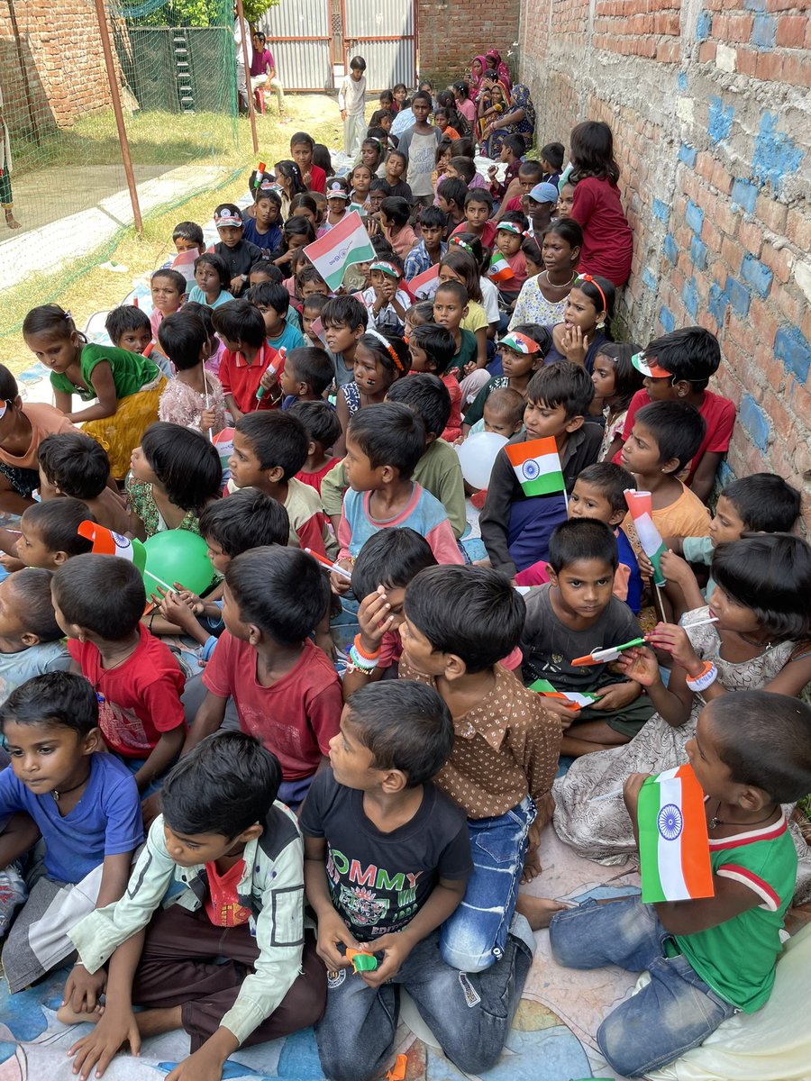 foodbox_ngo's tweet image. Chhoti muskaan, bade sapne ✨

Gully ke bachche ab Pathshala ke hero!