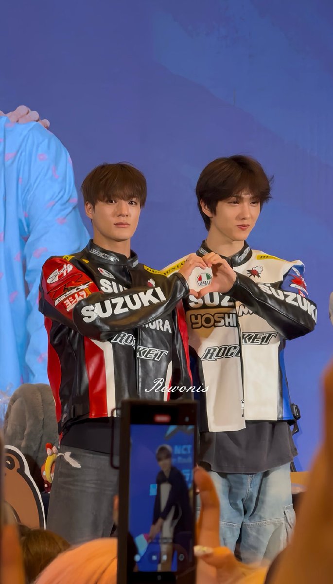 _423205's tweet image. 젠성 하트랑 혼내는거 고화질 왔다 ㅋㅋㅋㅋㅋㅋㅋㅋ