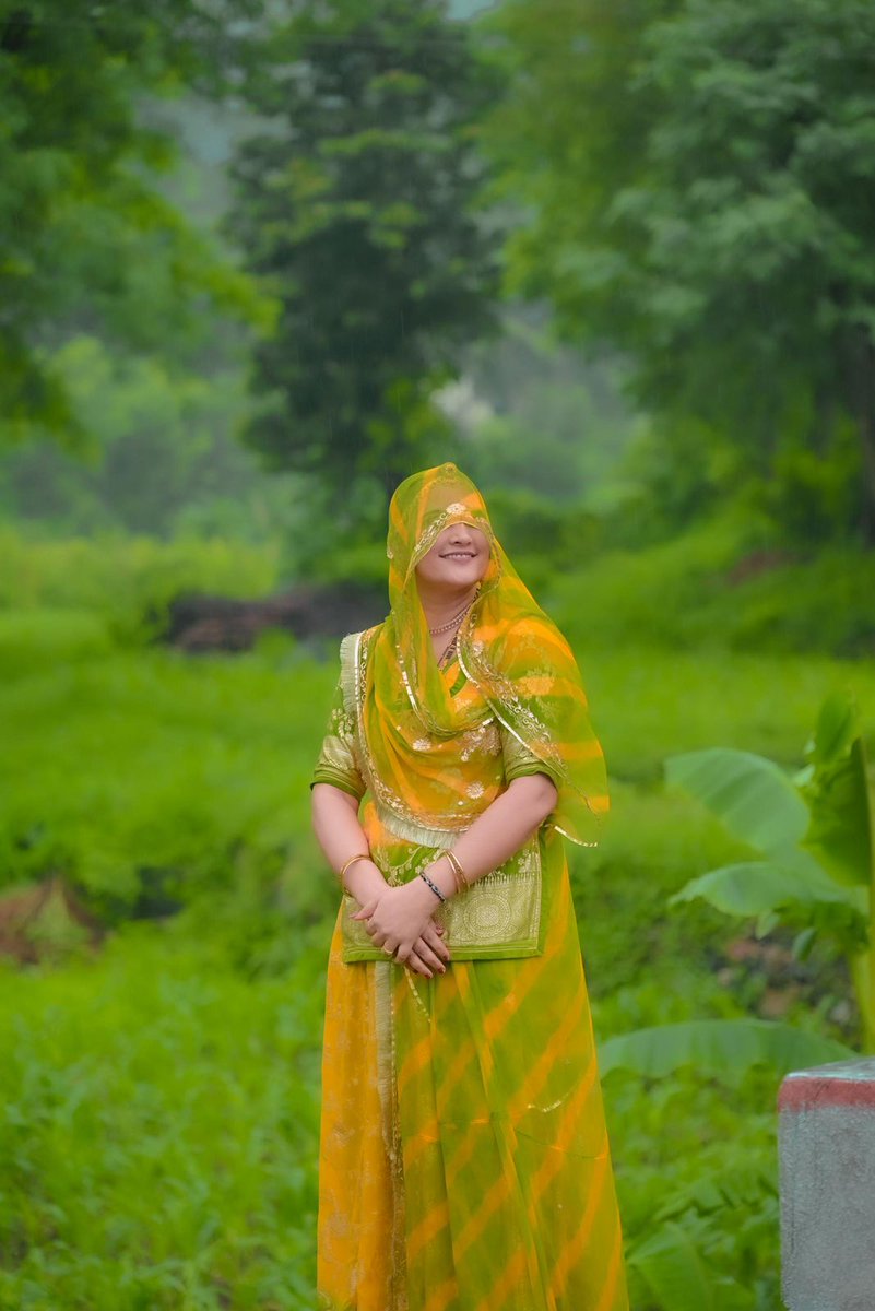 #हरियाली और #उम्मीदें
( यह तस्वीर ओरिजनल है या AI निर्मित ? )