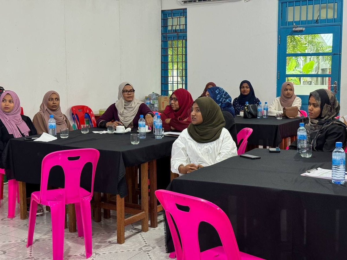 National Mental Health Department (@nmhdmv) on Twitter photo A 2-day Psychological First Aid (PFA) training begins today in Fuvahmulah City, in collaboration with <a href="/UNICEFMaldives/">UNICEF Maldives</a> , <a href="/FVMCouncil/">Fuvahmulah City Council</a> and <a href="/maldivianrc/">Maldivian Red Crescent</a> A 2-day Psychological First Aid (PFA) training begins today in Fuvahmulah City, in collaboration with <a href="/UNICEFMaldives/">UNICEF Maldives</a> , <a href="/FVMCouncil/">Fuvahmulah City Council</a> and <a href="/maldivianrc/">Maldivian Red Crescent</a>