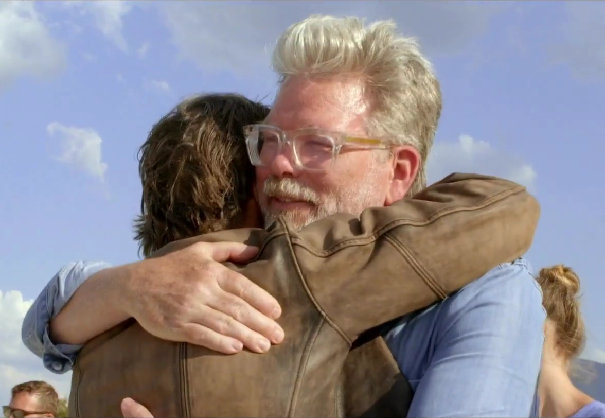 Their hugs make everything  better 🥹🫂🫶🏻