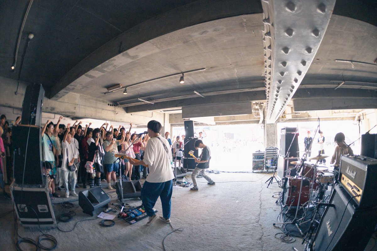 【BASS ON TOP Presents
SOUND SHOCK2025】
◤ゲストアーティストライブ風景◢

《Adult family》のライブ写真です📷️
<a href="/Adultfamily_da/">Adult family</a>

ご出演いただききありがとうございました‼️