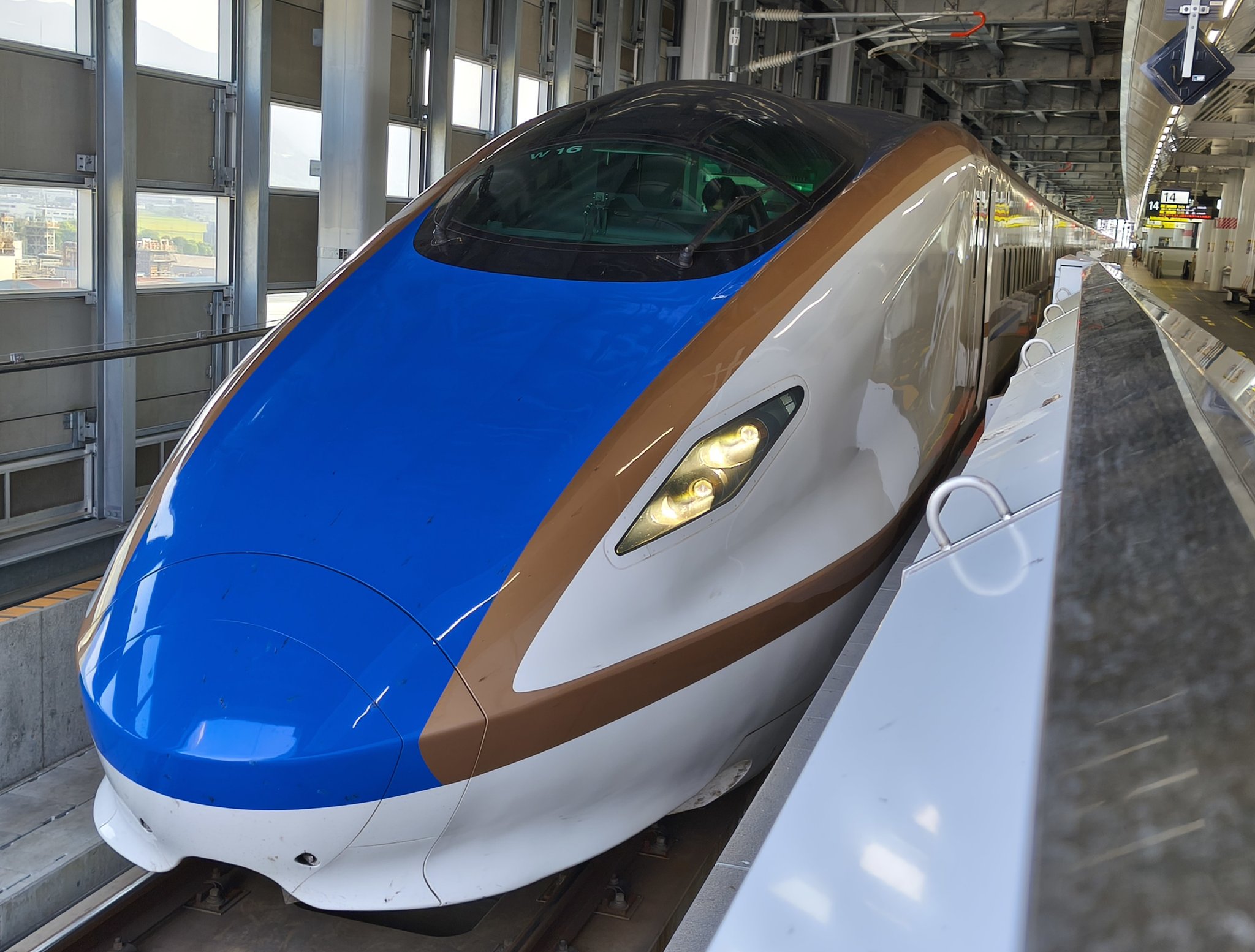 【限定品】北陸新幹線 W7系 万年筆 JR西日本 北陸新幹線W7系』グッズを新発売！ | 西日本旅客鉄道株式会社