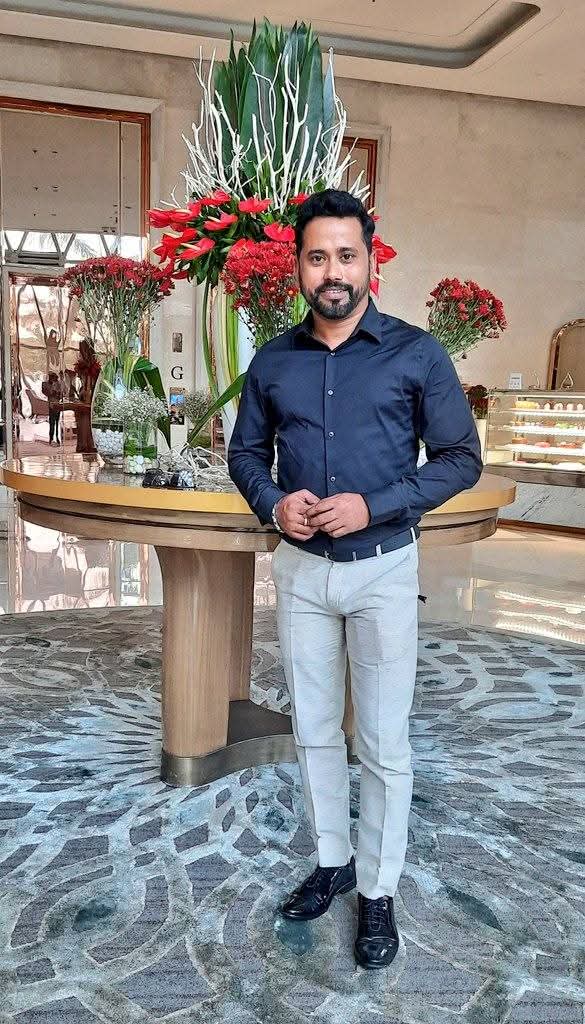 SomnathKarActor's tweet image. Hello Everyone ❤️🫰😍🤟
 #somnath #SomnathKar #somnathkaractor  #foryouシ #foryourpage #LooksChallenge #love  #trendingnow #facebook  #trendingpost  #lifeisbeautiful  #virals #viralpost2025  #trendingreel  #jeet30 #fashionstyle #suryakar #instareels #100k  #actorelife #style