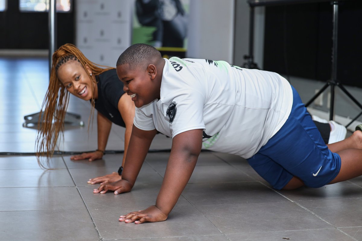 Courage comes in many forms. We welcomed back <a href="/zinhlendawonde/">Zinhle</a> a firefighter &amp; Springbok Women’s player who shows what it means to pursue multiple passions with courage and determination, inspiring young athletes to excel in anything they put their mind to.
#RugbyBootcamp2025