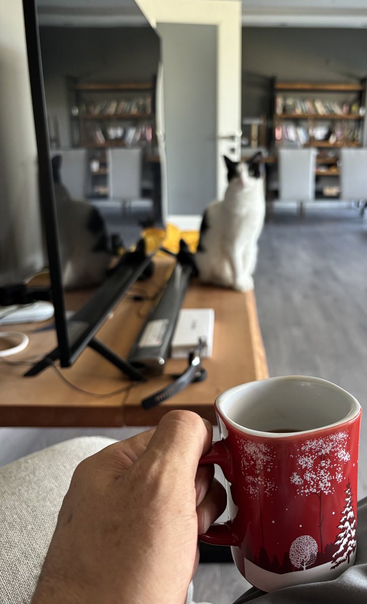Coffee nin Babası (@muhsin_deveci) on Twitter photo Günaydın ☕️🙋🏻♂️ Günaydın ☕️🙋🏻♂️