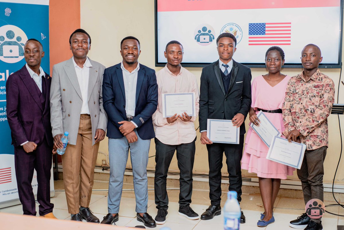 drcmin2's tweet image. On 23 June 2025 in Bukavu, #Malakisi first edition certified 62 students in Web &amp;amp; Mobile dev — Their resilience is inspiring. 
Deep thanks to learners, trainers, partner universities, mentors, community &amp;amp; the @USEmbKinshasa and @CEEProgram for making this possible.

#techn  #DRC