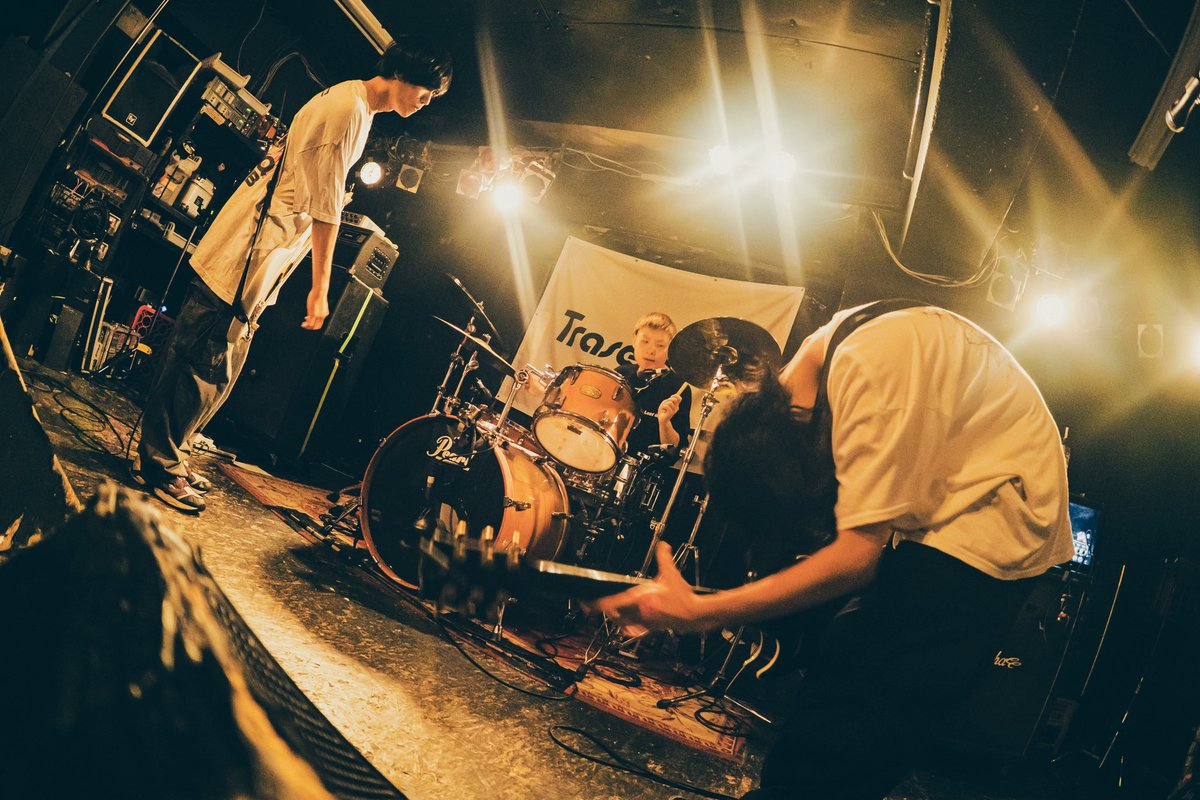 【LIVE PHOTO】

2025.8.19(火)心斎橋新神楽

Trase Rush 3rd demo EP "Sunnyside" Release Tour

photo by <a href="/ai_hasumi09/">𝐻𝒶𝓈𝓊𝓂𝒾 𝒜𝒾</a>