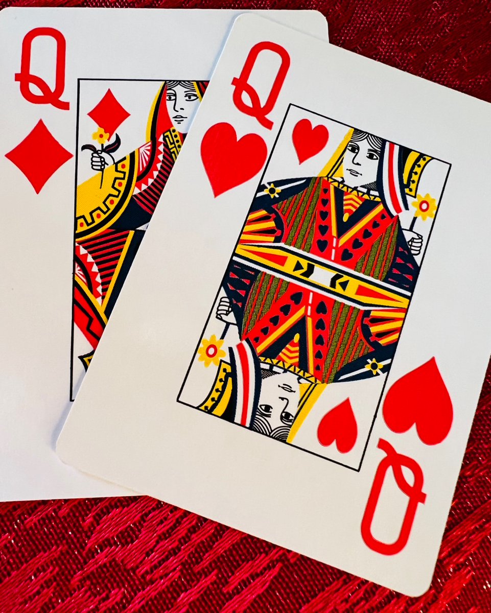 PullTheShade3's tweet image. #codebluebeacon 
#ScotlandCalling 
#QueenofHearts is always your best bet 
The Queen of #Diamonds is cut from a child 
#whereareallthemissingchildren 
#stillwaitinonaKing