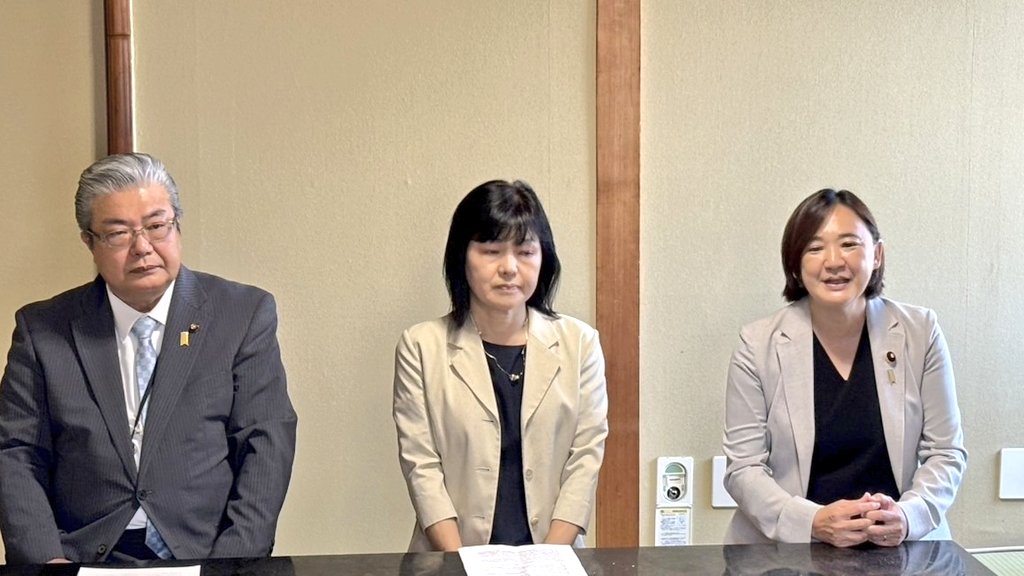 yorisoibengoshi's tweet image. #根室市議会議員選挙
#中村ひさし
#あべひでこ
#立憲民主党