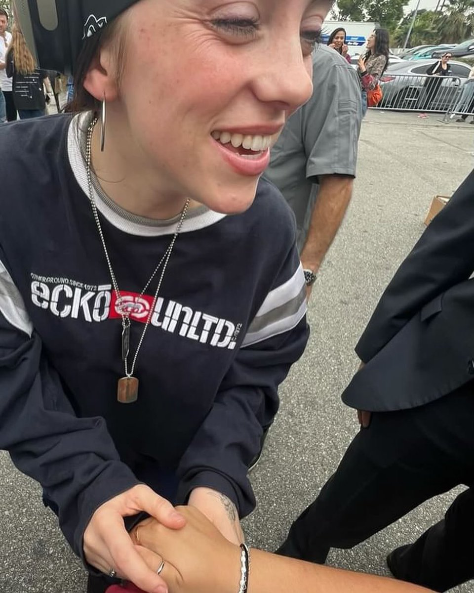 her little eye crinkle when she smiles really hard guys its so over .