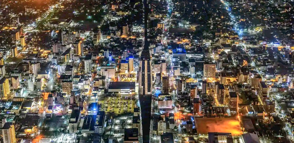 sai_kisaragi's tweet photo. 私のファンから佐賀市の夜景を頂いたのですが余りにも綺麗すぎて佐賀市誇れる
佐賀市に戻りたくなった

佐賀県民　佐賀を誇ろう https://t.co/vOoateGxKi