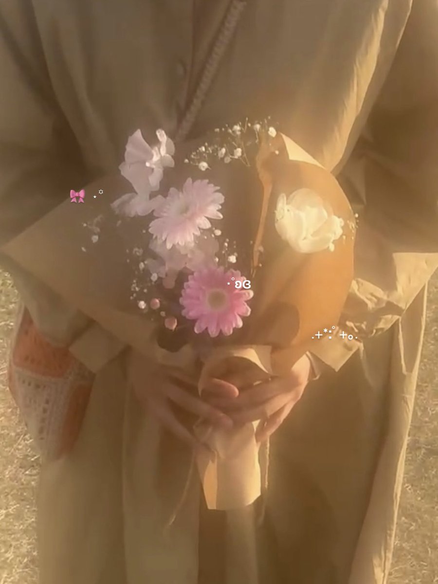 __3el07's tweet photo. かわいいお花たちにカワイイをつけたしてみた⋆˚ʚɞ https://t.co/qwH2CId8u6