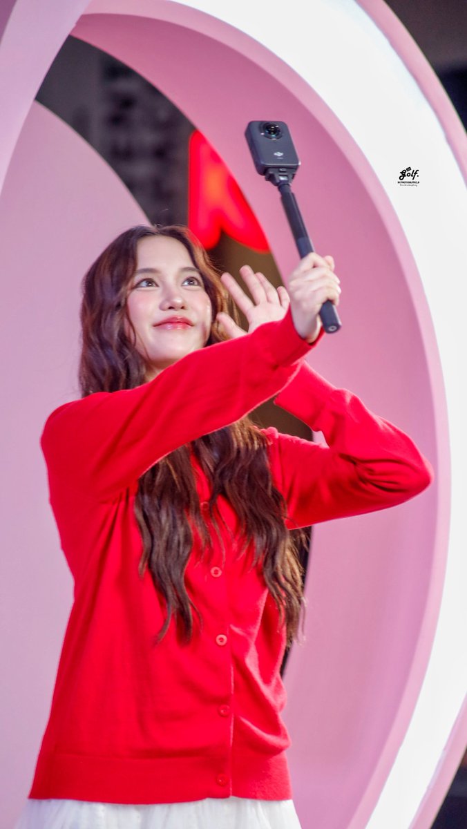 เธอน่ารัก เธอน่ารักจังเลยค่ะ 

SAROCHA IN2IT X WATSONS
#IN2ITPerfectMatchWithFreen
#srchafreen #FreenSarocha