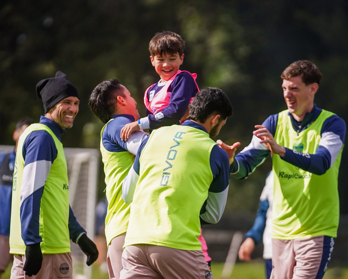 Infantiles CGE 🐺 tweet media